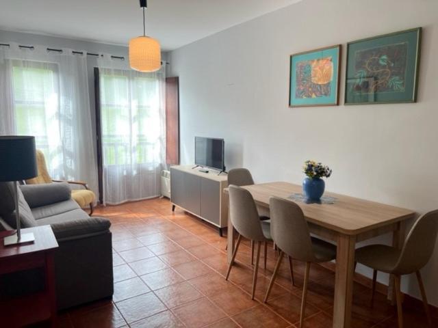 Apartamentos Club Condal Комільяс Екстер'єр фото