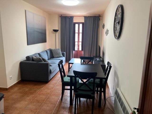 Apartamentos Club Condal Комільяс Екстер'єр фото