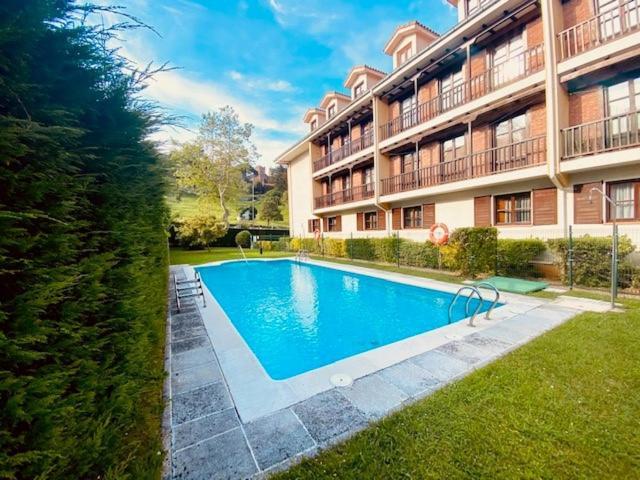 Apartamentos Club Condal Комільяс Екстер'єр фото